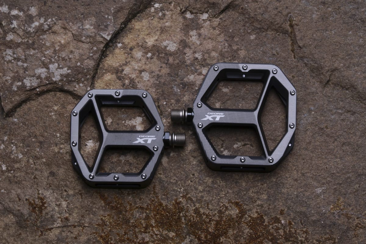 shimano saint xt deore flat spd clip pedals clipless