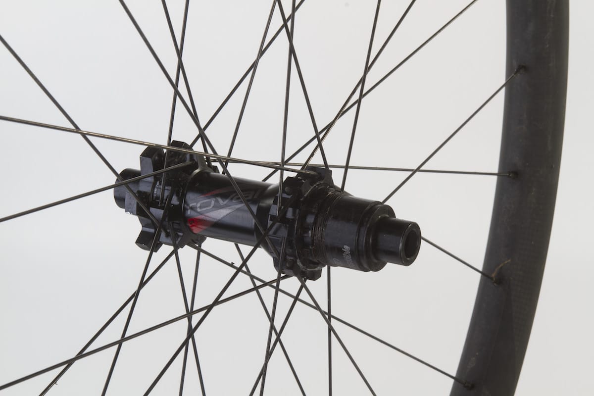 roval carbon wheel issue 116 tubeless dt swiss star ratchet freehub