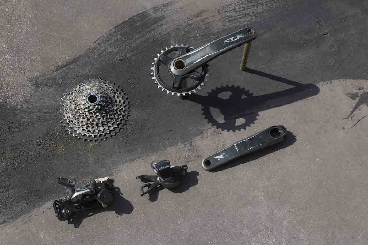 shimano m7000 slx groupset cassette brakes chain crankset chainring derailleur shifter