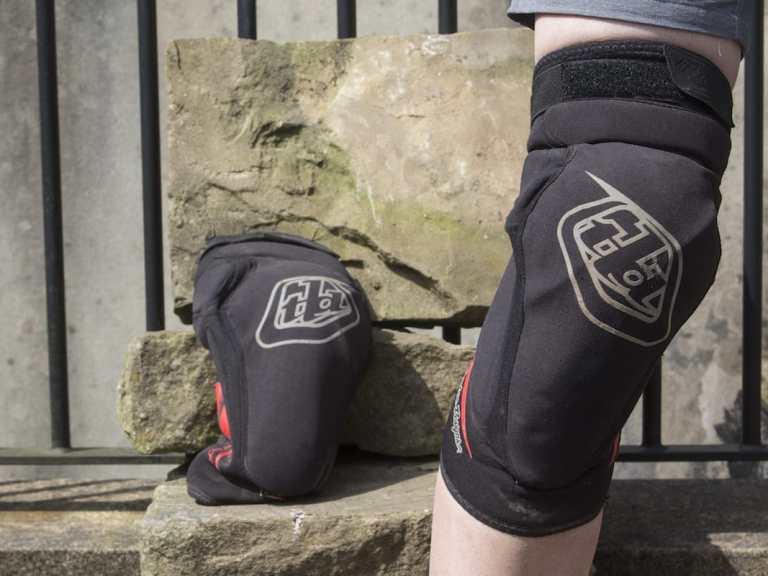 Review: These Troy Lee Designs Raid Pads Are Designed To Protect The Only Two Knees You Have