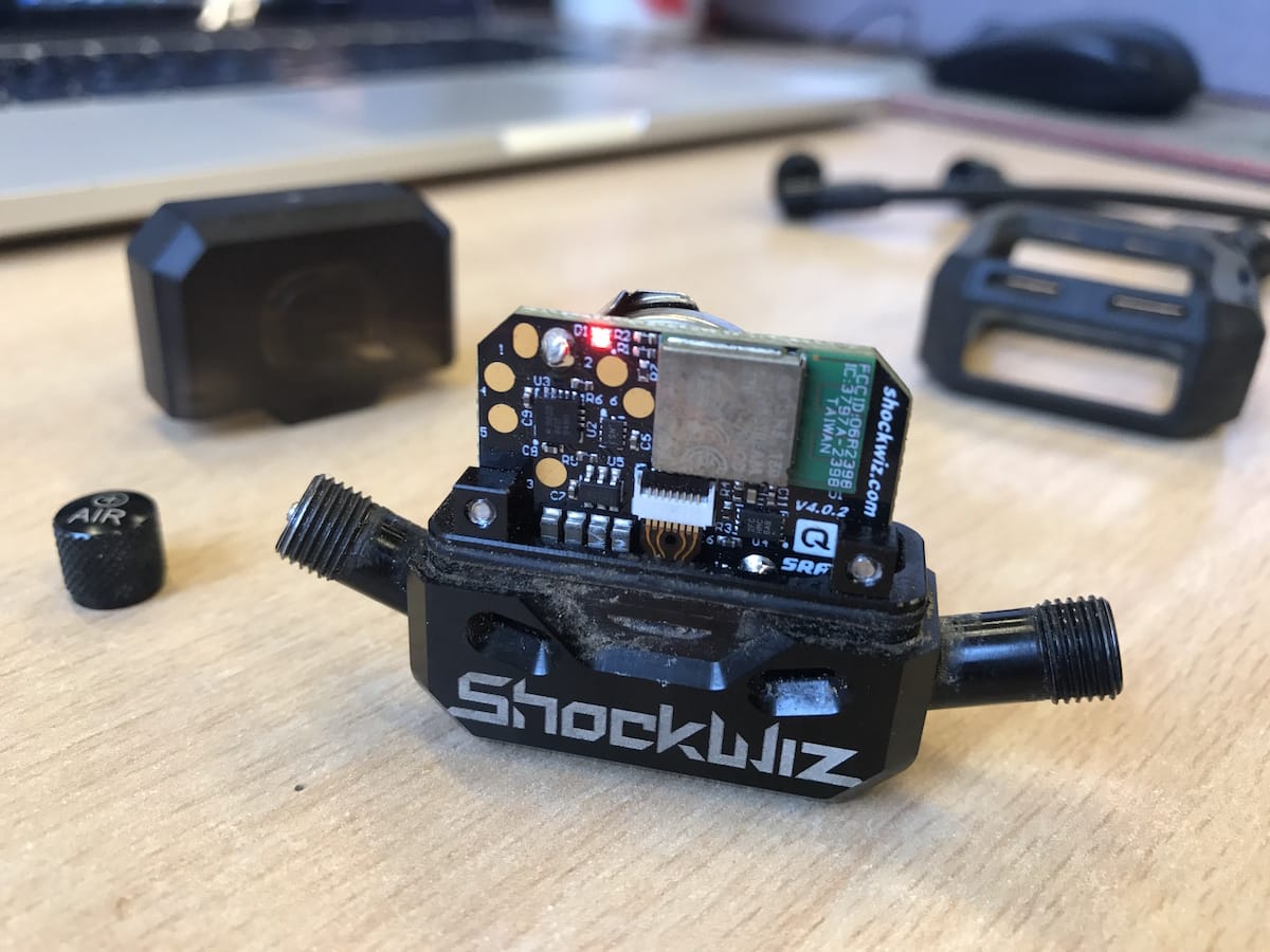shockwiz battery electronics