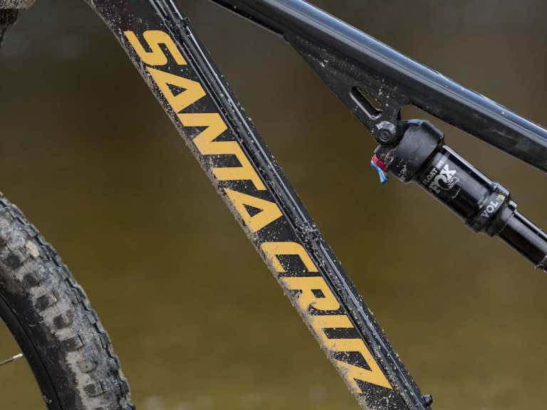 Who Needs Carbon? We Test & Review The 2018 Santa Cruz Tallboy Alloy R