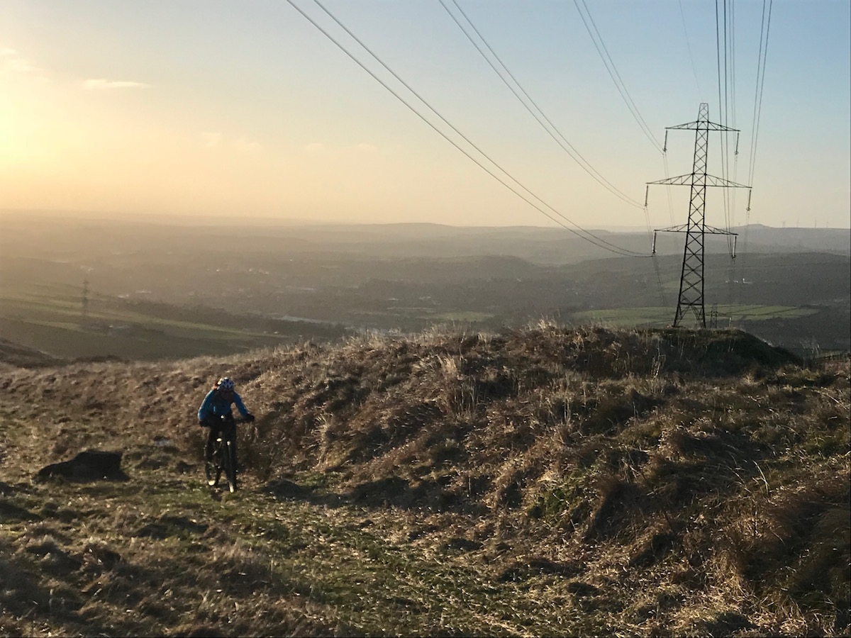 chipps beate powerlines sun winter