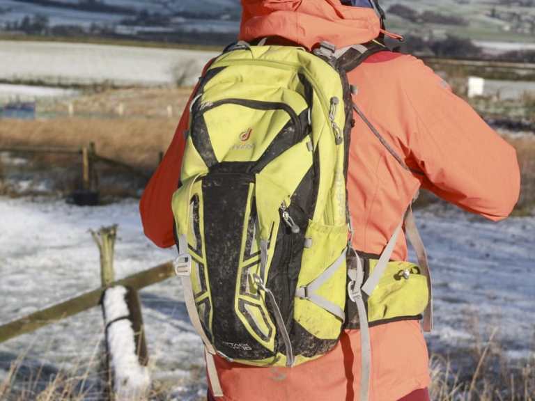 Review: Deuter Attack Enduro 16 Bag – capable of carrying a full face helmet