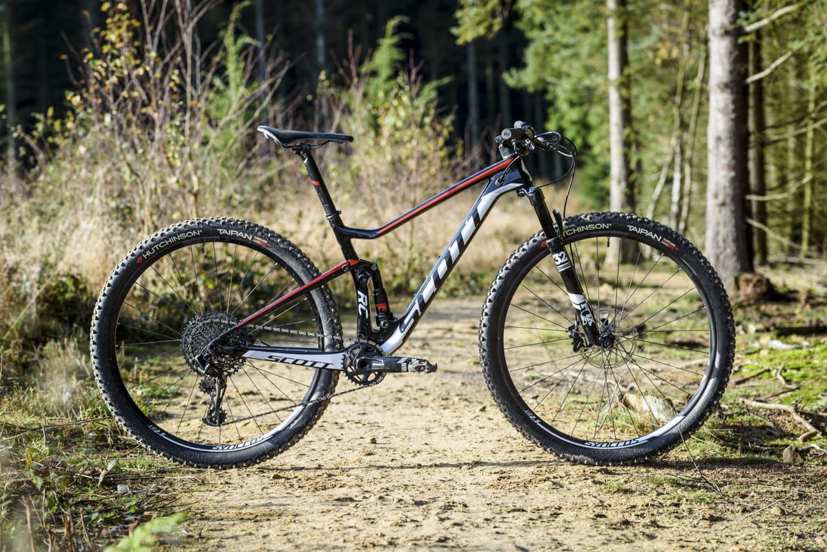 Review: The TwinLoc system on the 2018 Scott Spark RC 900 Team is this bike’s secret weapon