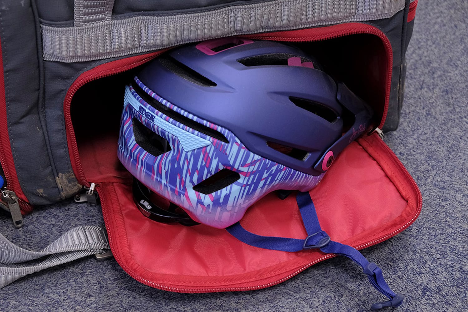 Velocis Race Bag