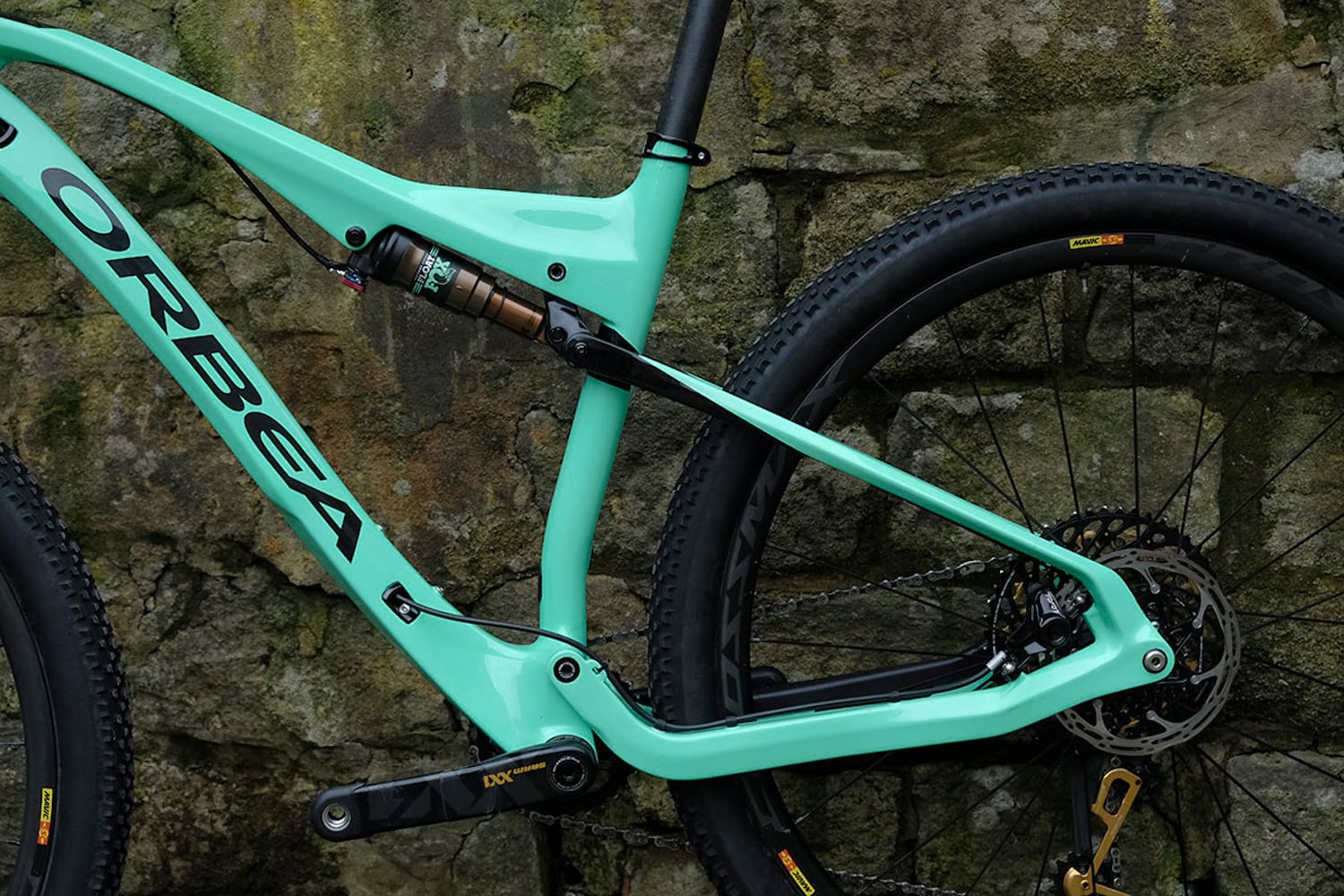 orbea oiz mint toothpaste
