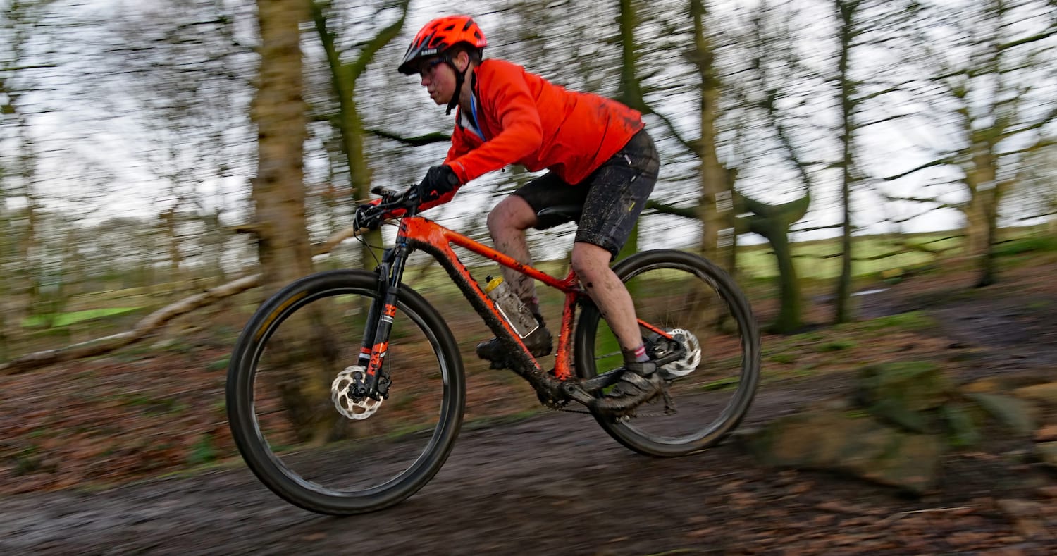 genesis mantle 20 carbon hardtail rachel sokal
