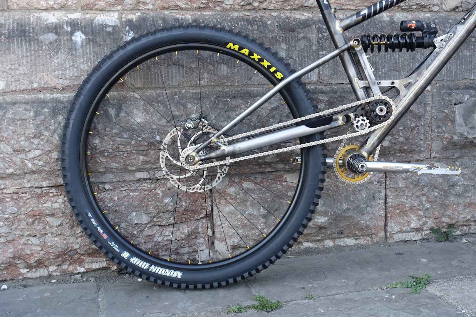 starling sturn 29er downhill bike steel coil