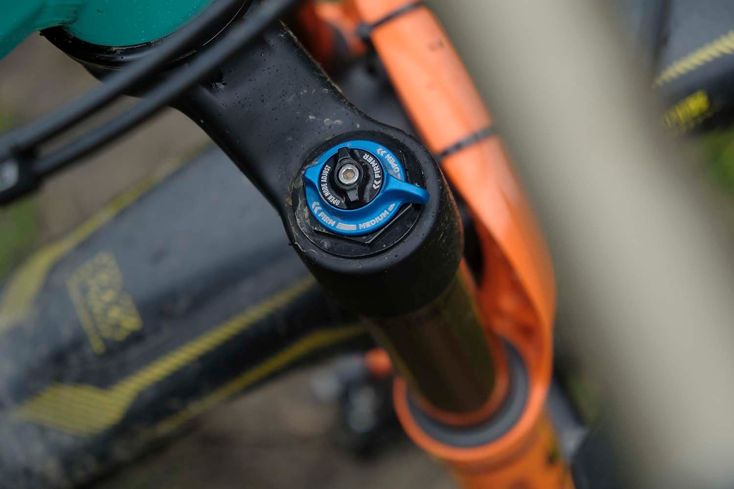 fox 34 step cast float fork stage 4 orange fit 4
