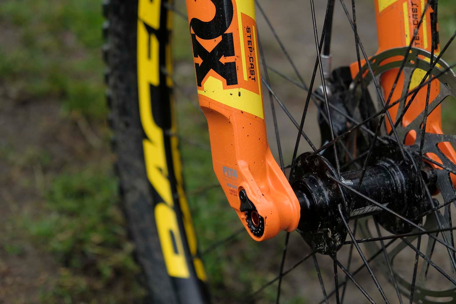 fox 34 step cast float fork stage 4 orange fit 4