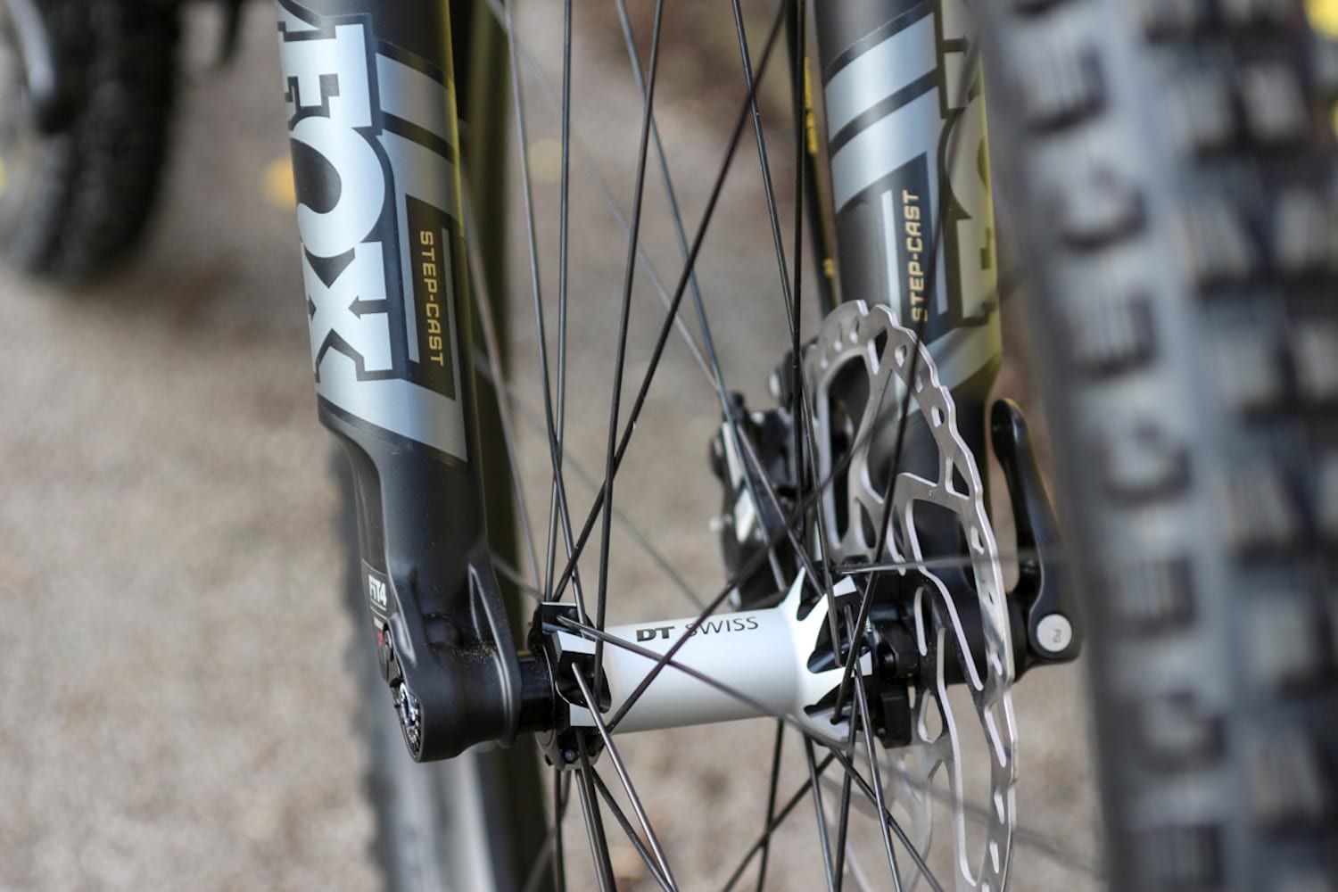 yeti sb100 switch infinity kashima fox 34 step cast