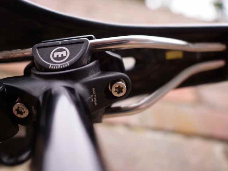 Review: Magura’s updated Vyron is the easiest dropper post in the world to install, and it’s better than the original too