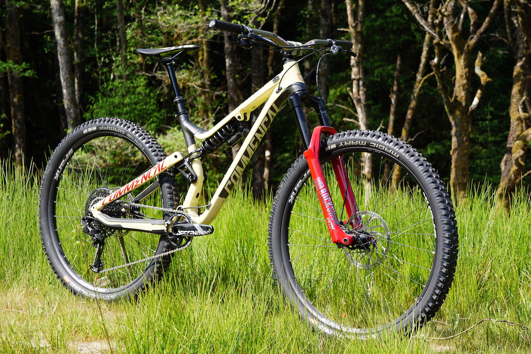 Commencal Meta AM 29er Comes In 3 Flavours