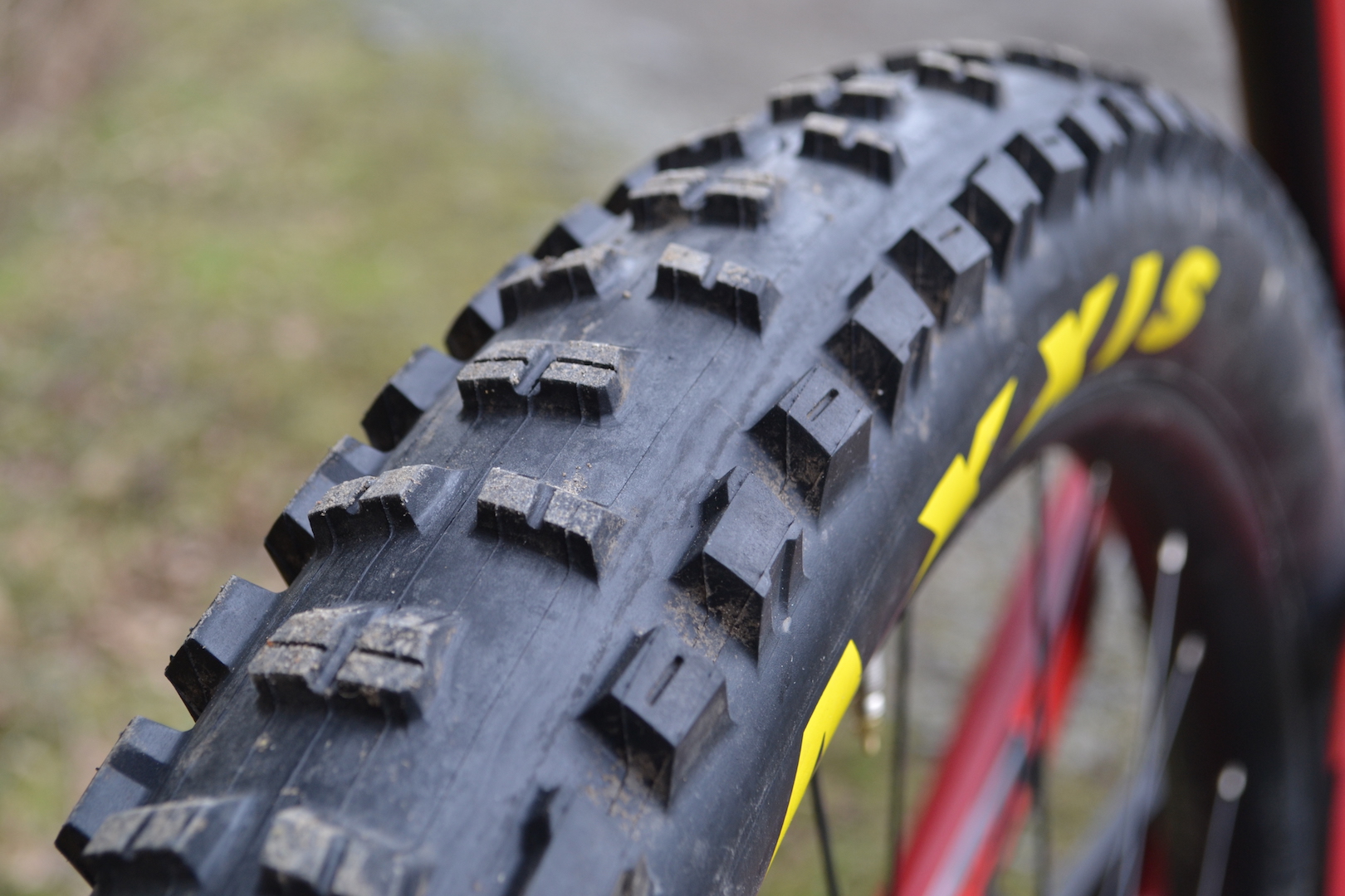 Review: You want aggressive plus tyres? We test the Minion DHR II & High Roller II 27.5×2.8in tyres from Maxxis