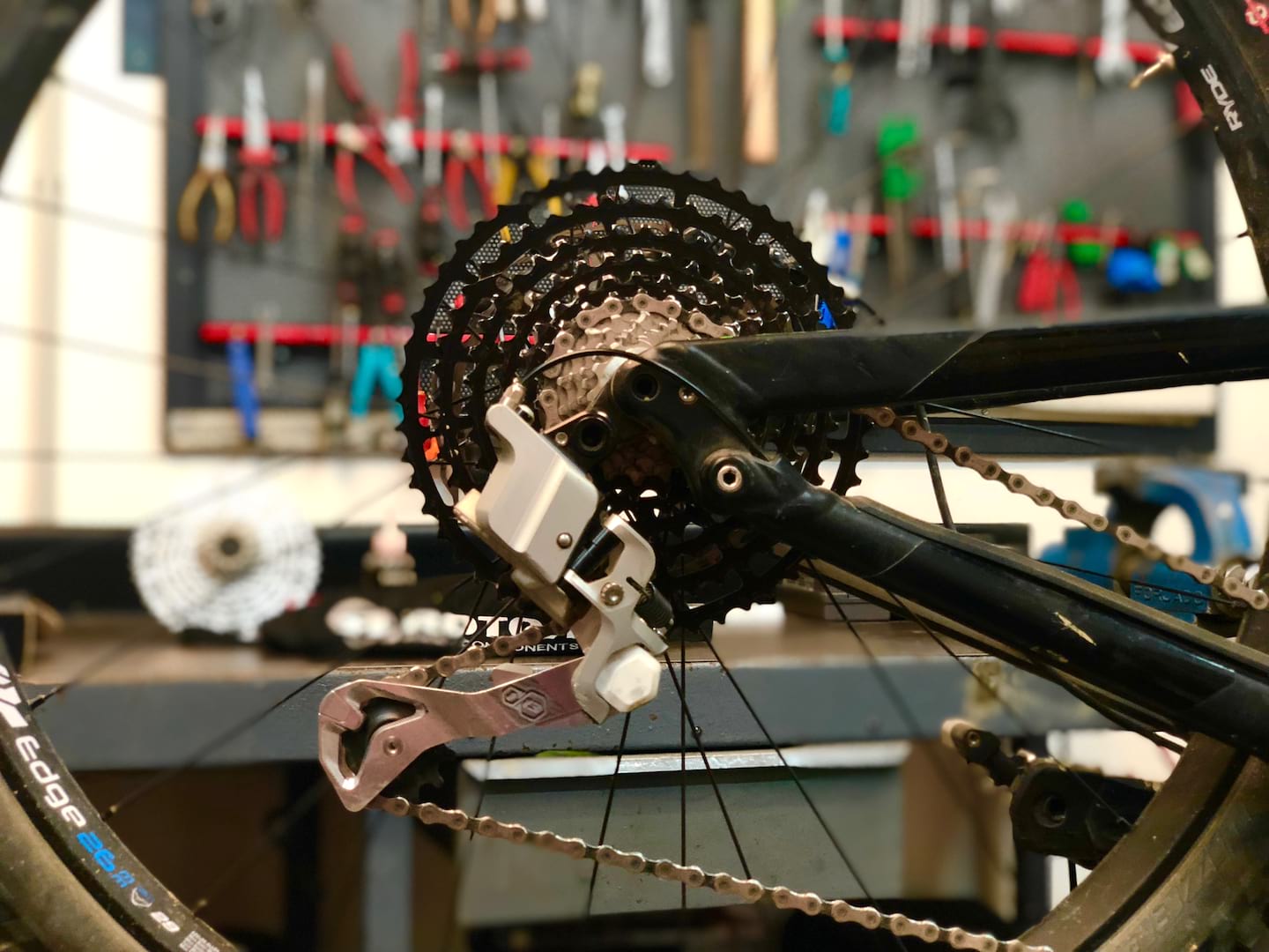 rotor cassette drivetrain 1x13 13-speed derailleur hydraulic shifter