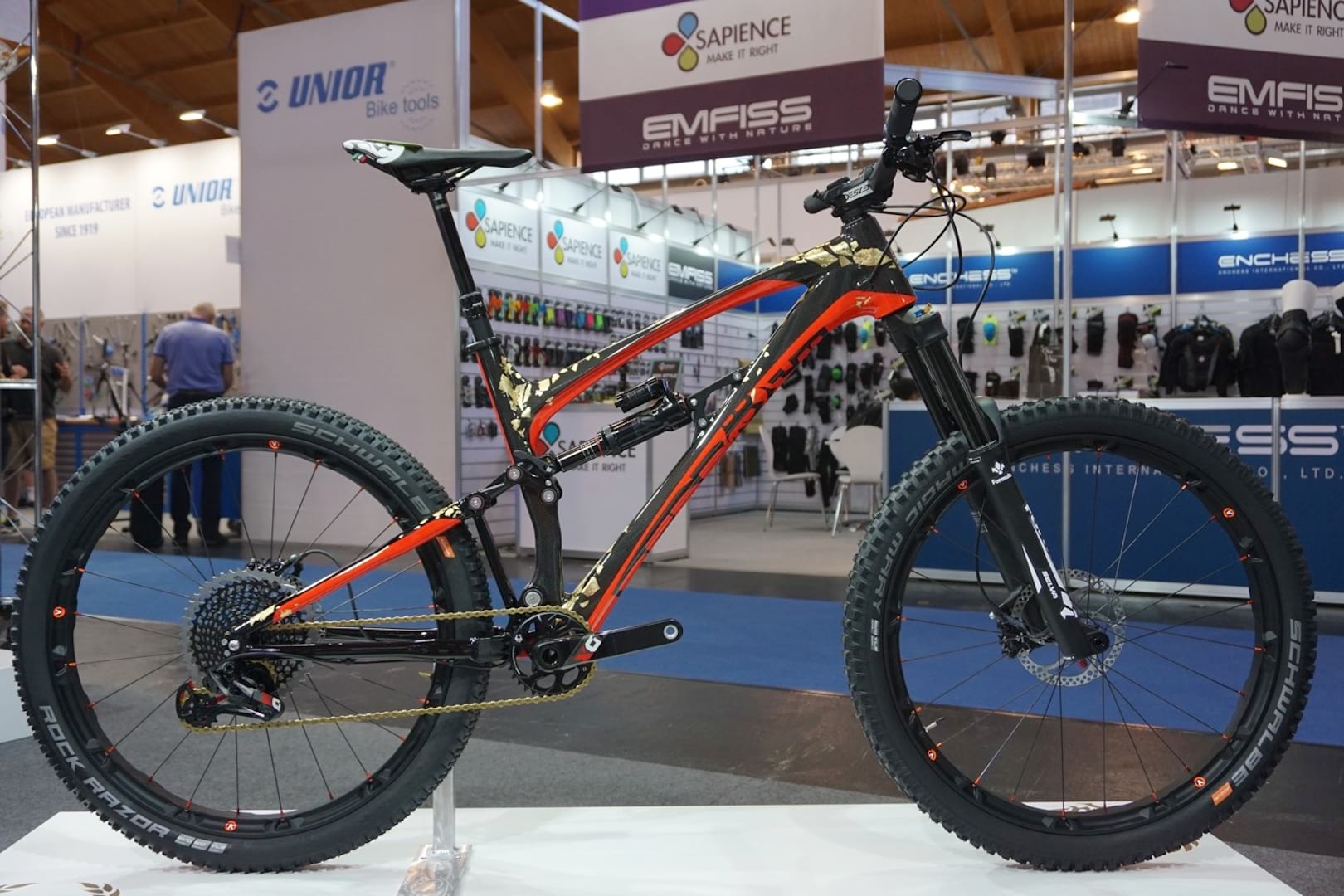 Behold! Limited Edition Gold Leaf Pedroni Lupo Carbon Gara