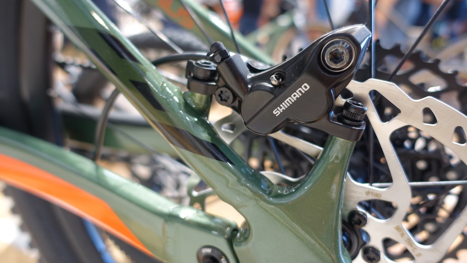 shimano 4-piston brakes
