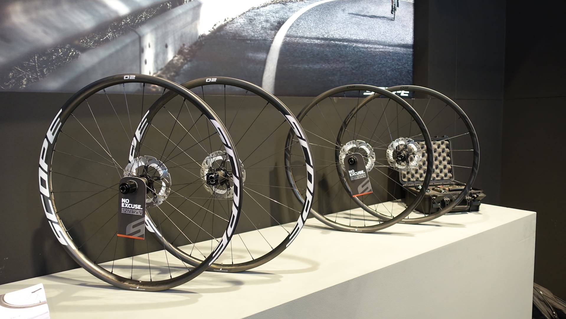 scope 02 carbon wheels