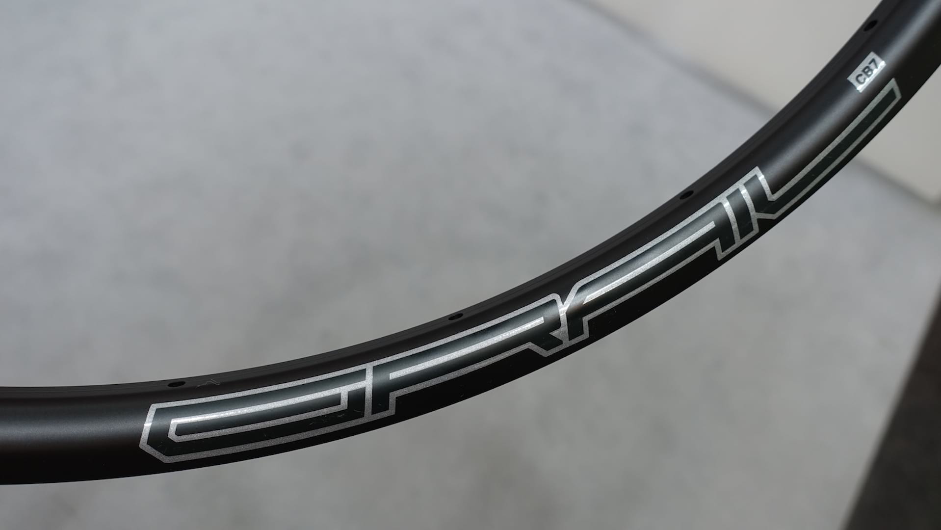 stans grail carbon cb7 rim gravel