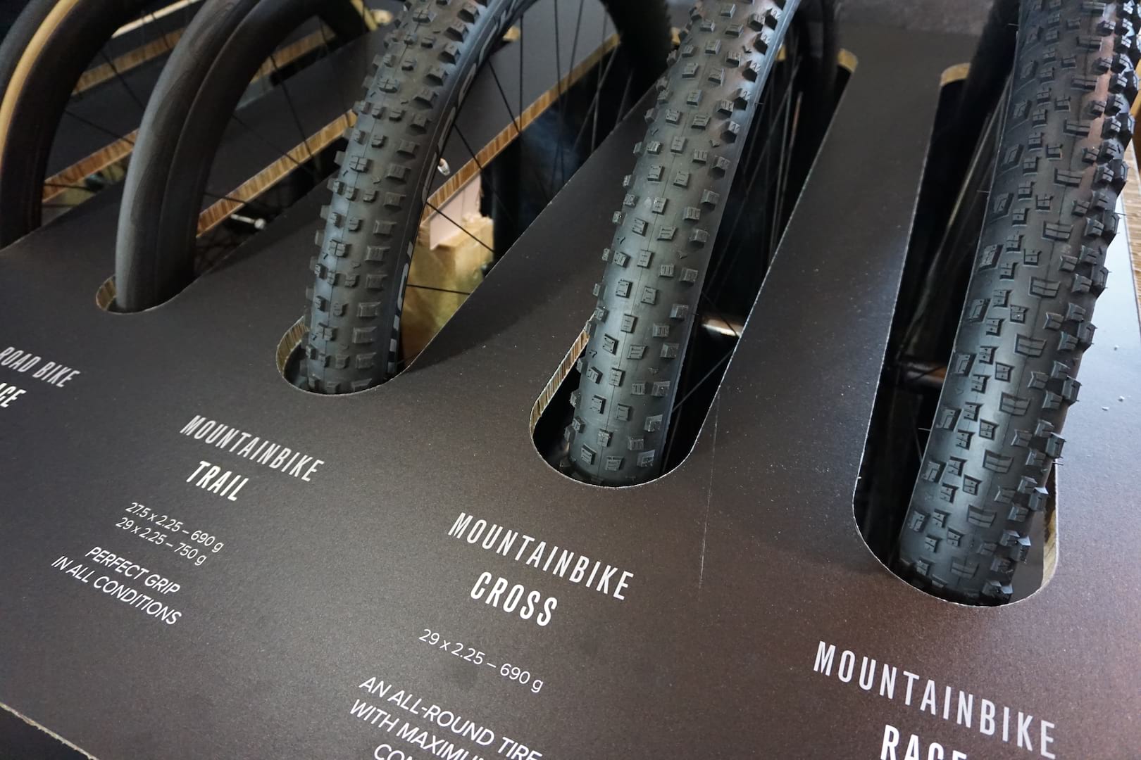 wolfpack tire mtb range