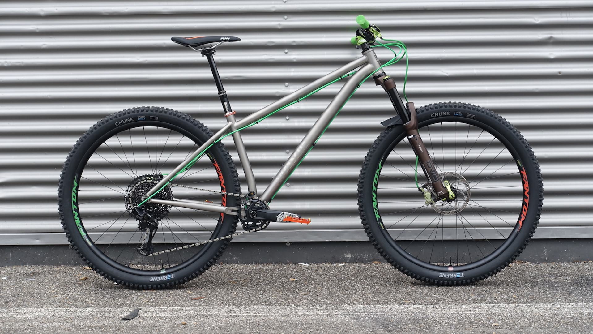 pipedream moxie titanium