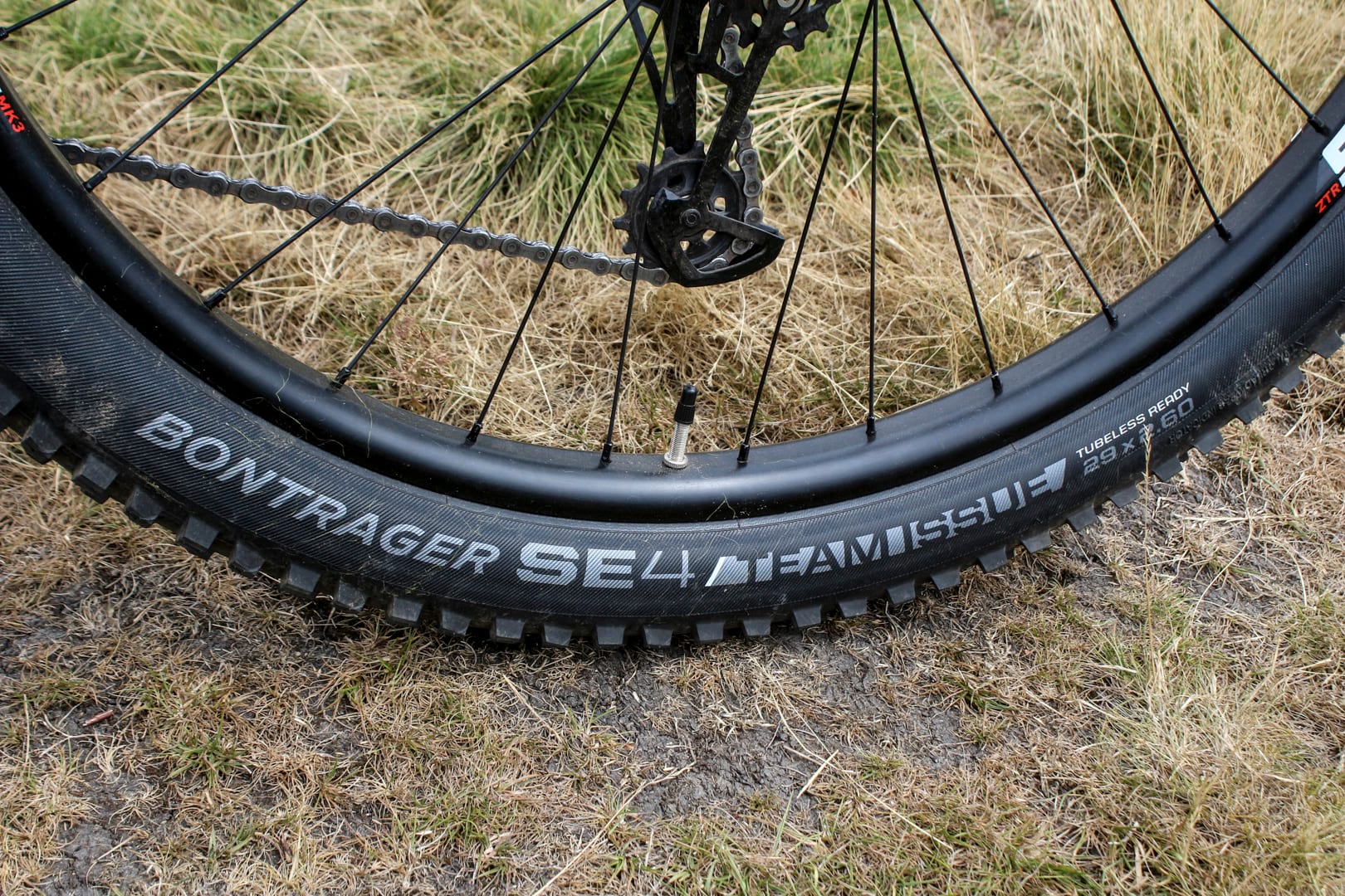 cotic solarismax bontrager se4 tyre 2.6