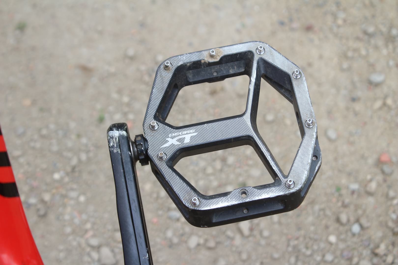 shimano deore xt flat pedals