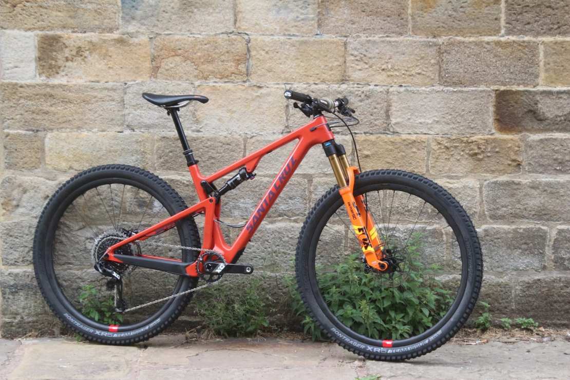 Video: Watch this custom Santa Cruz Blur frame turn into a complete bike