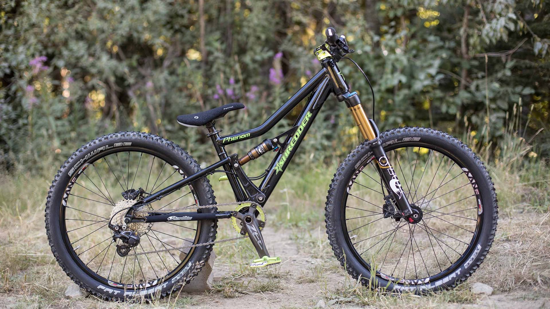 The Lil Shredder Phenom is a hard riding DH/Trail bike with 24in wheels.