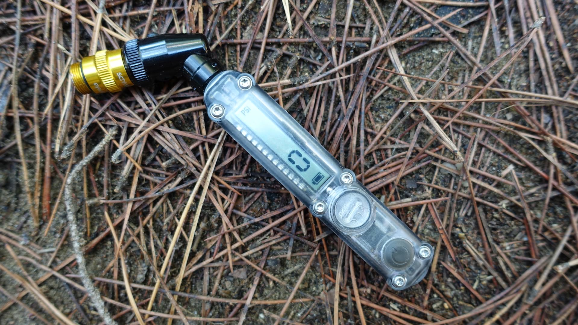 lezyne digital check drive tyre pressure gauge
