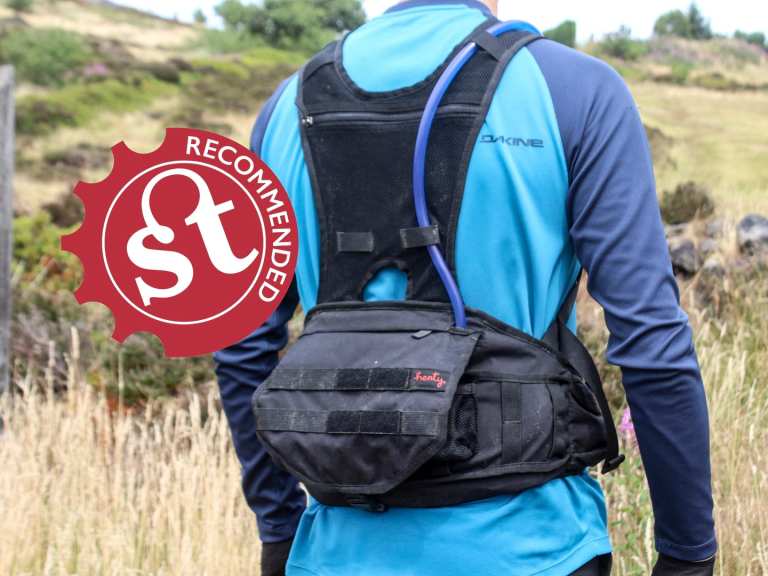 Singletrack Recommended: We review the superb Enduro Backpack from Henty Designs