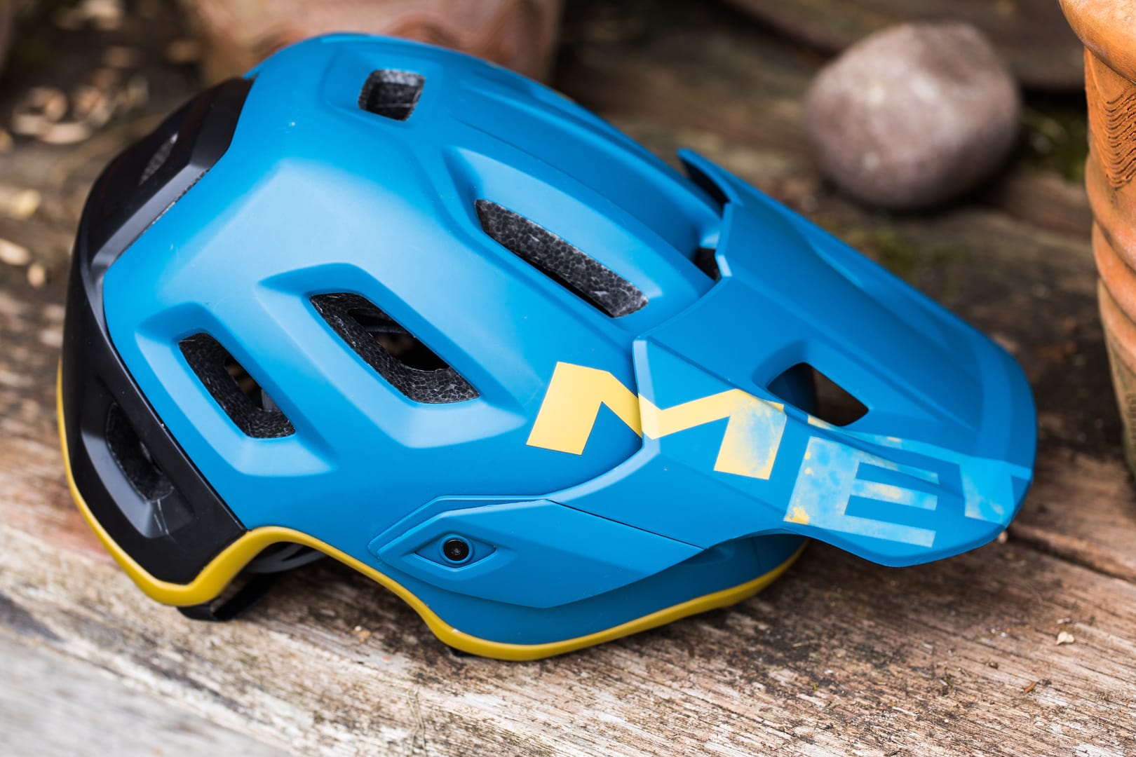 Met Roam Helmet Adele