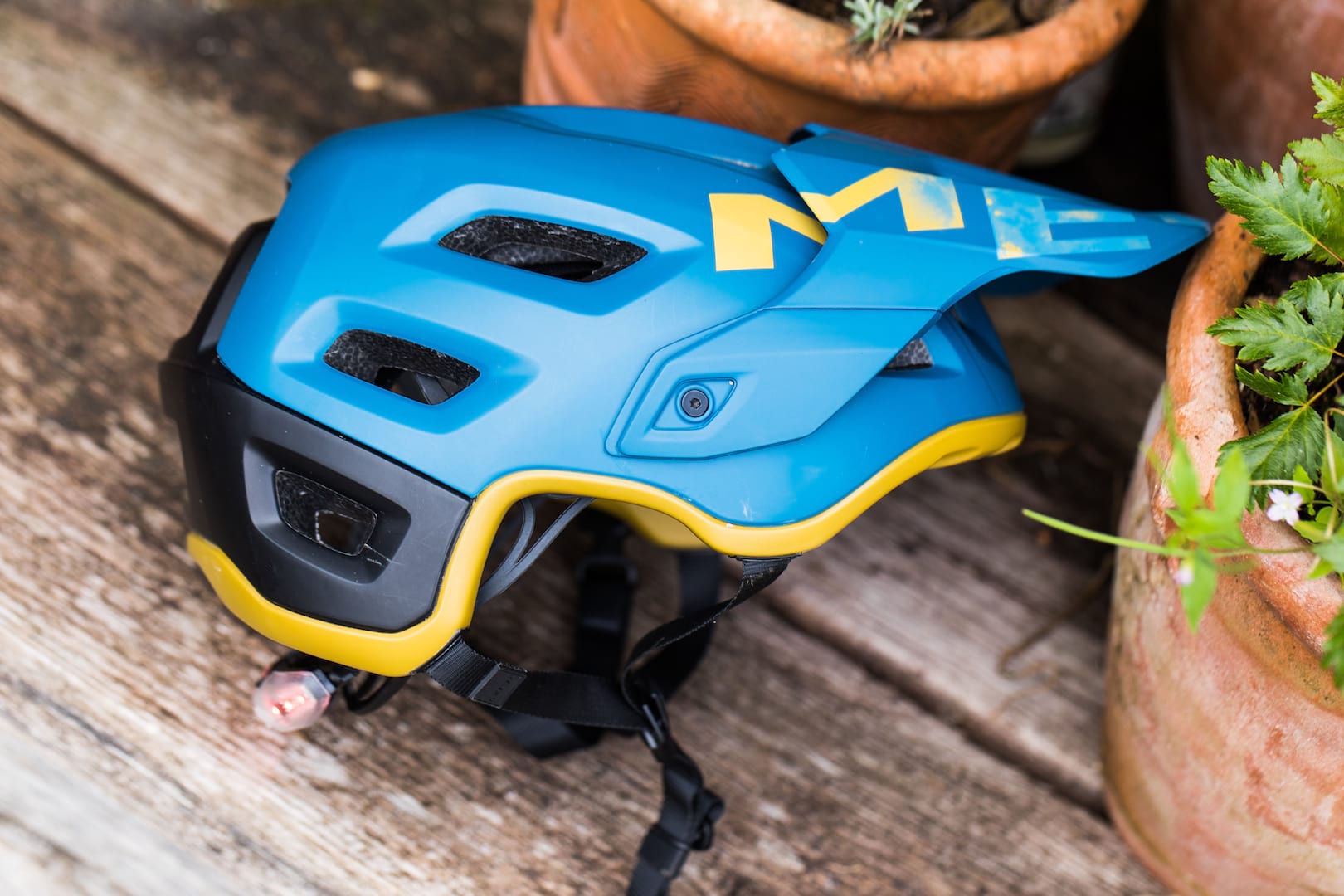 Review: Met Roam Helmet – Keep cool and look cool