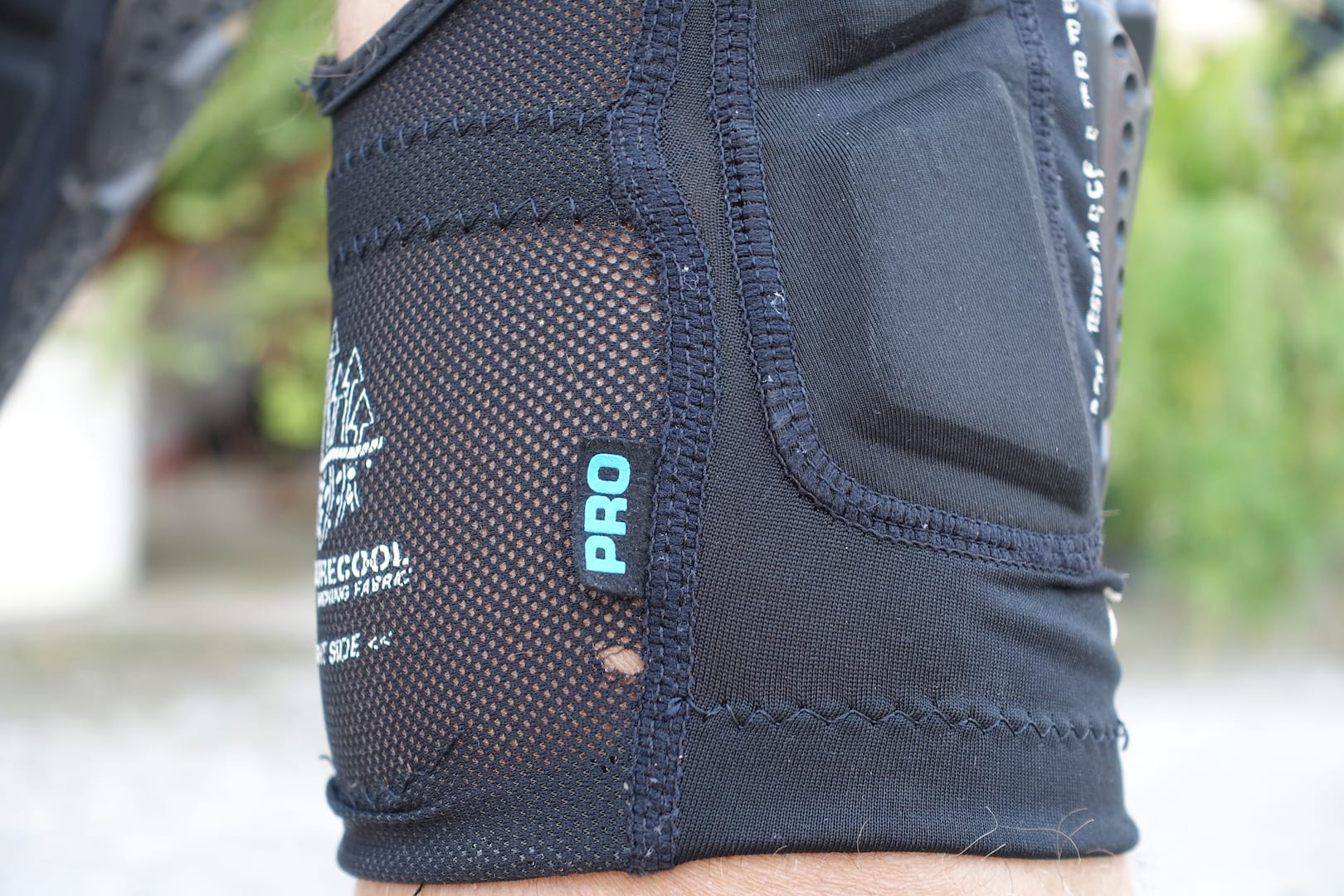 leatt airflex knee pad