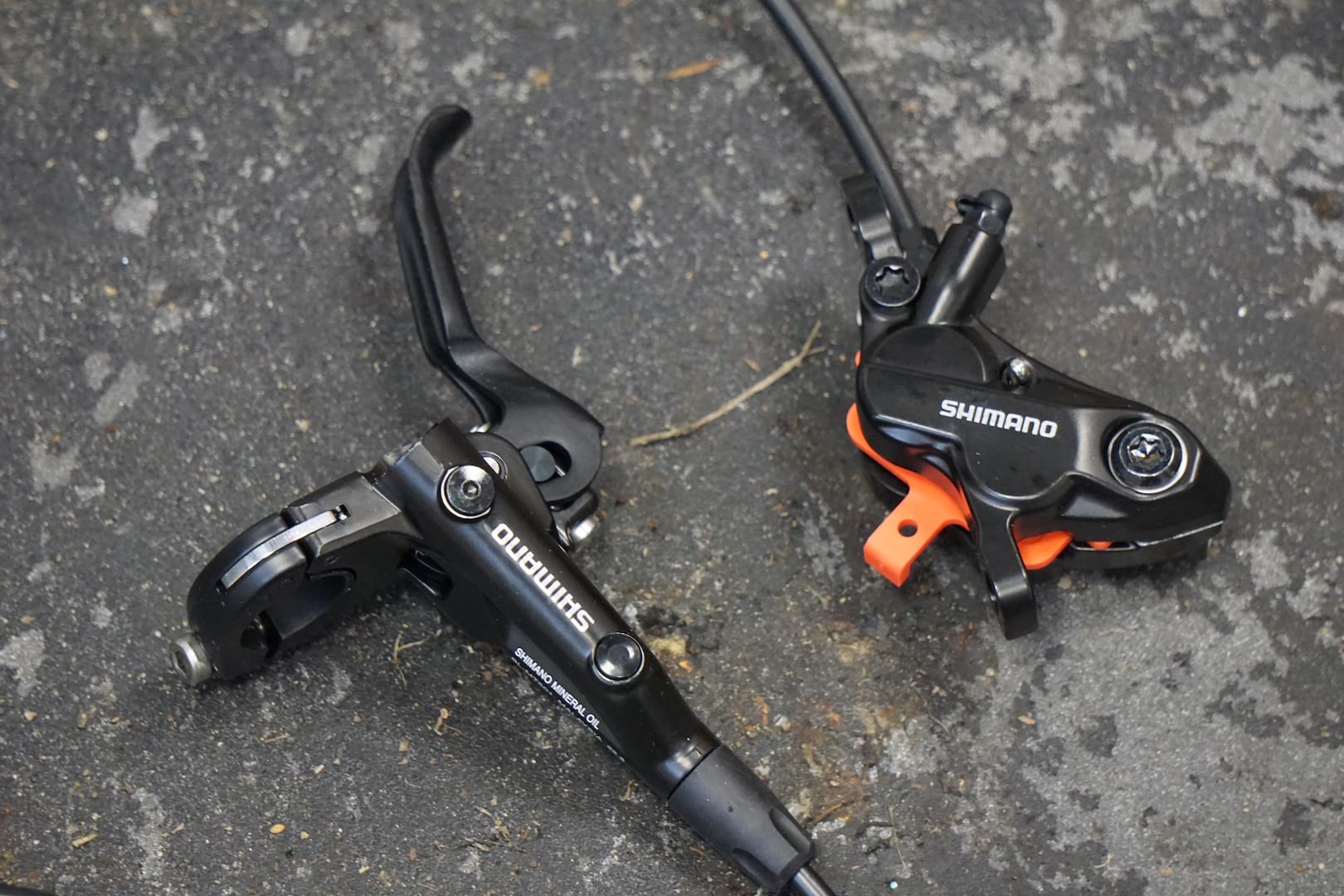 shimano deore 4 pot brakes