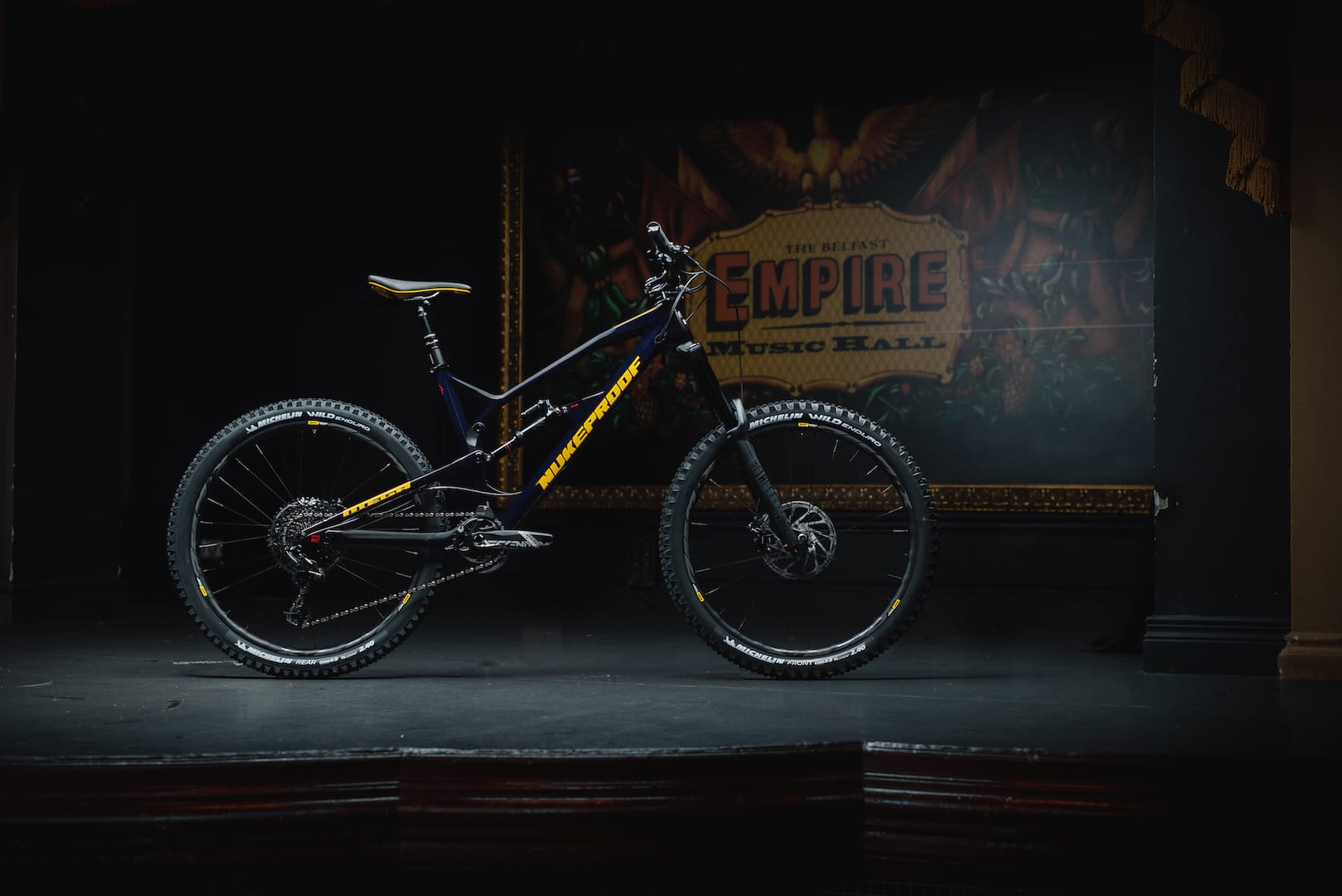 Nukeproof Mega 275 Carbon Pro