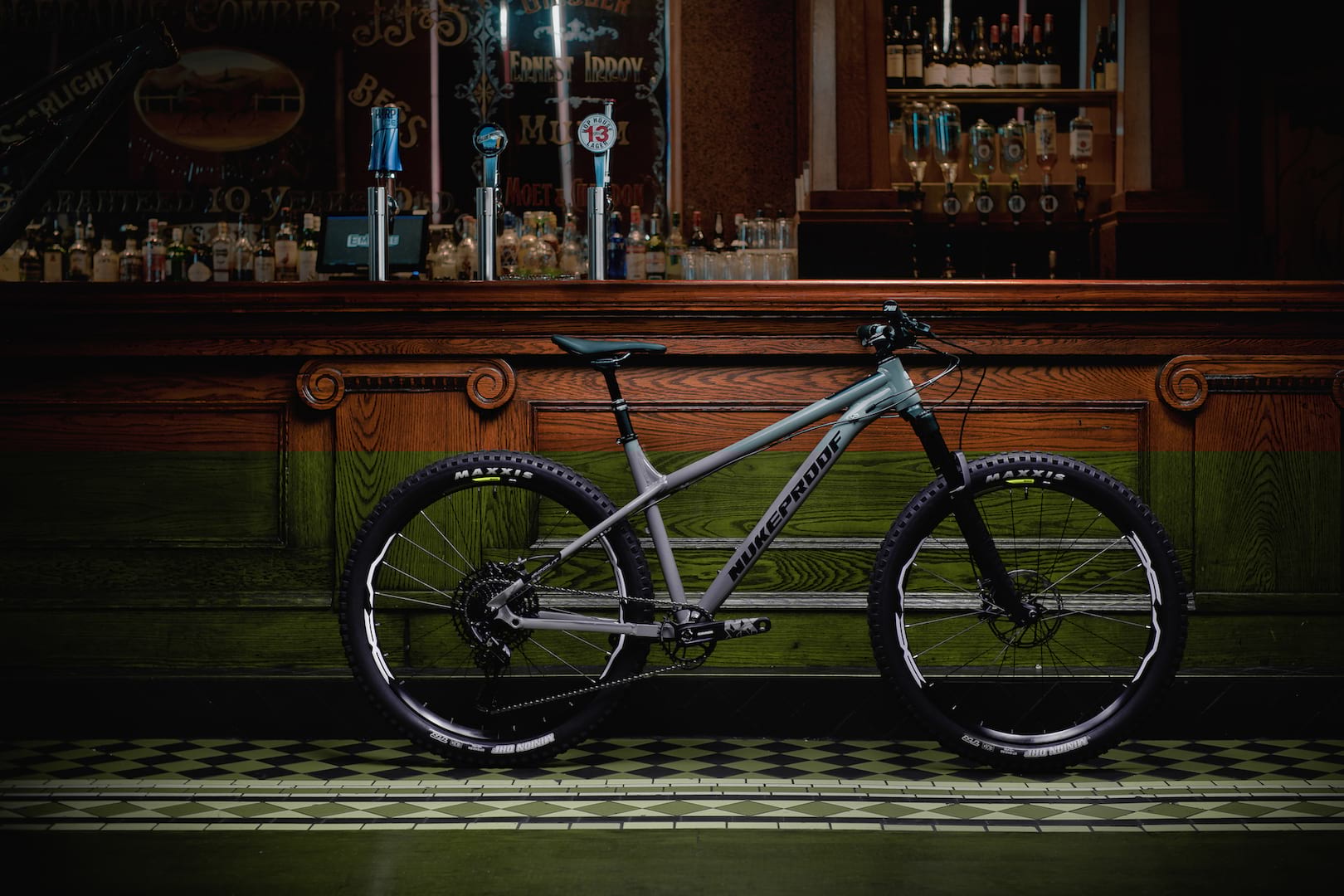 Nukeproof Scout 275 Comp