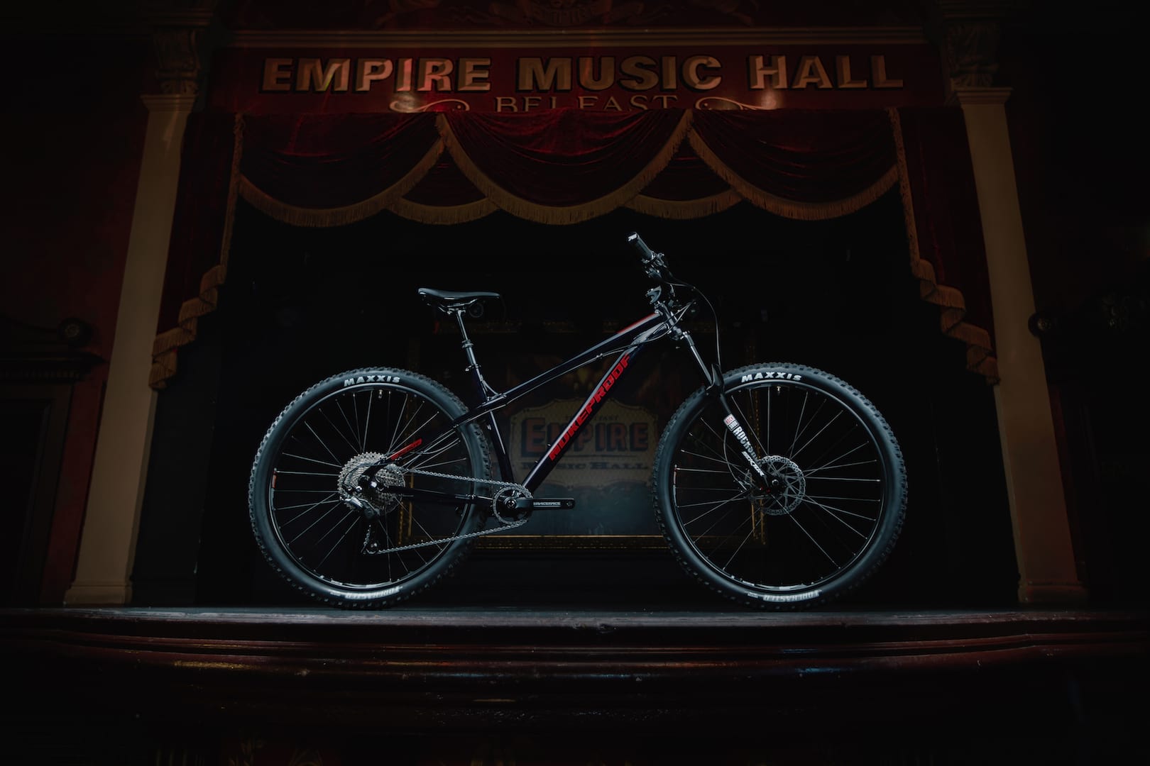 Nukeproof Scout 275 Race