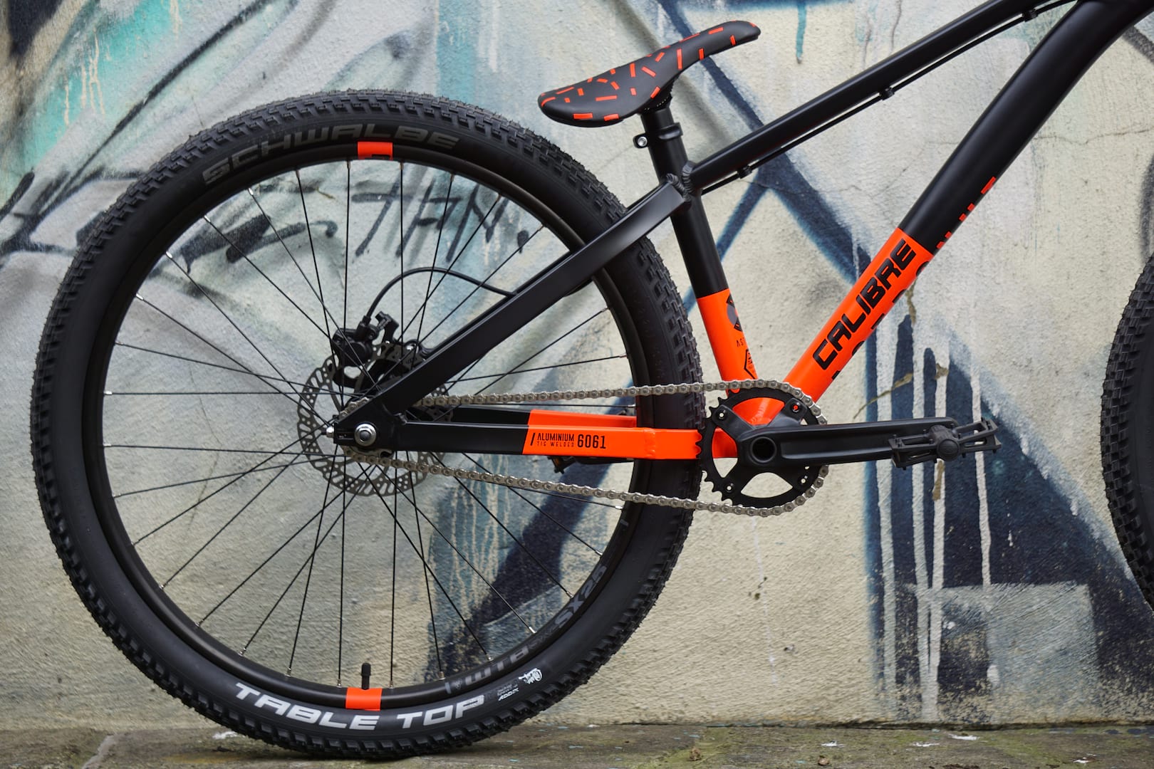 calibre astronut first look