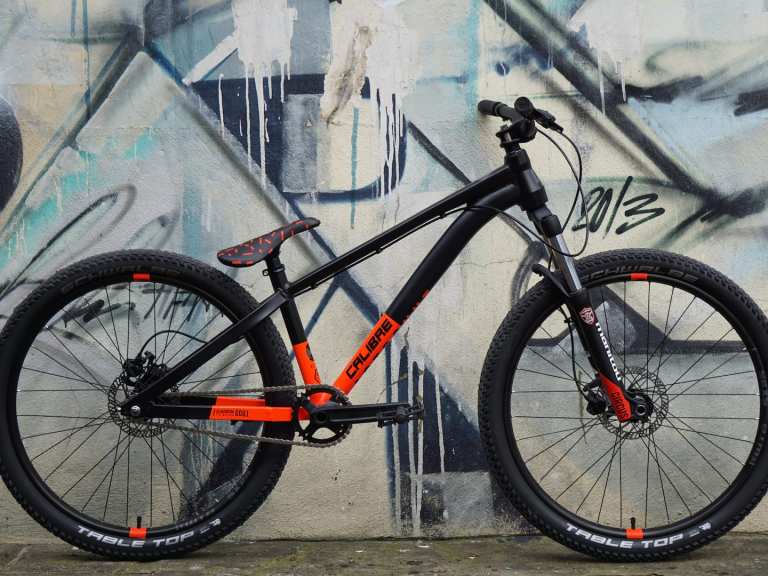 First Look: Calibre Bikes Astronut A.K.A The Midlife Crisis Machine