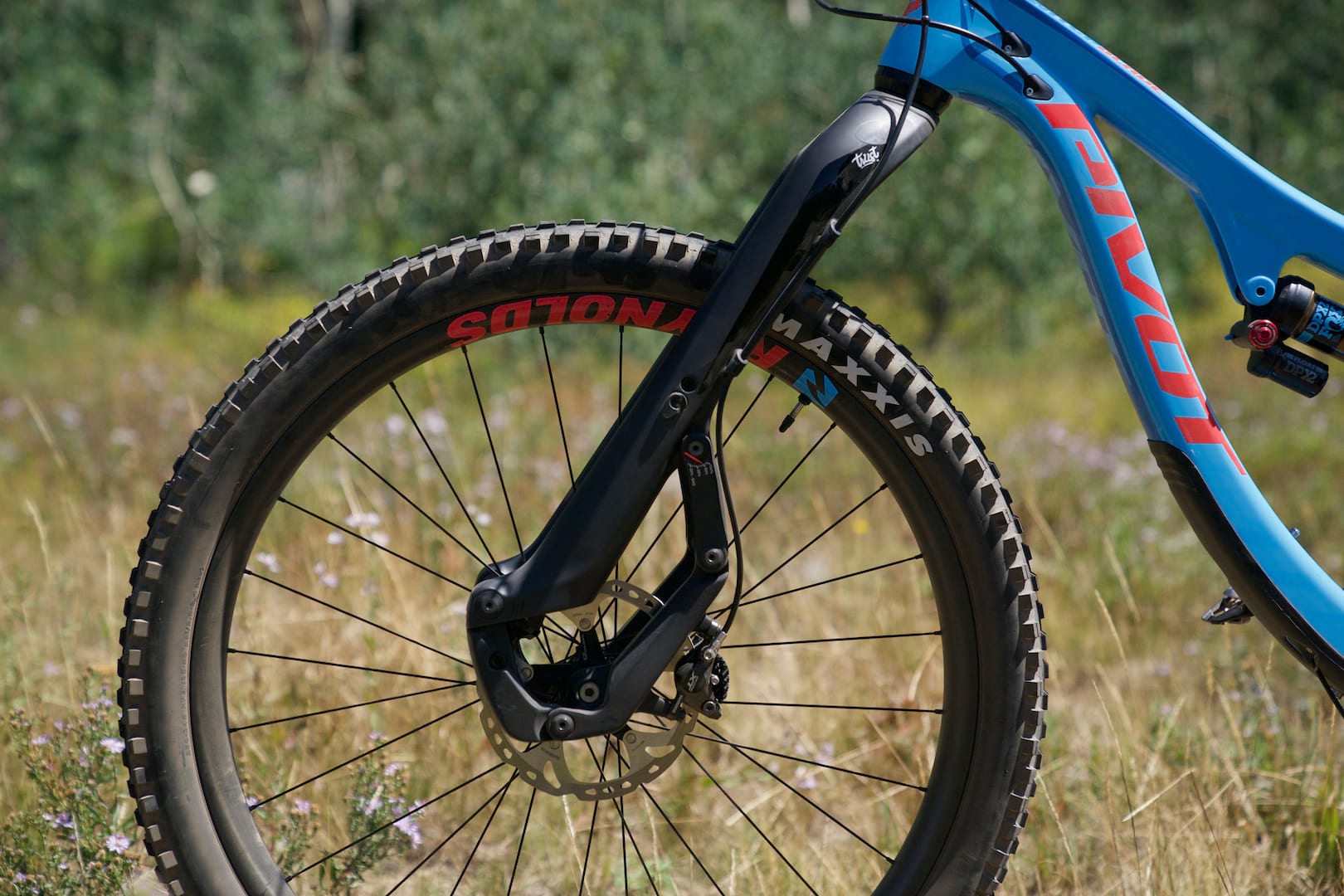 Reinventing Suspension: We Ride The New Trust Performance Message Fork