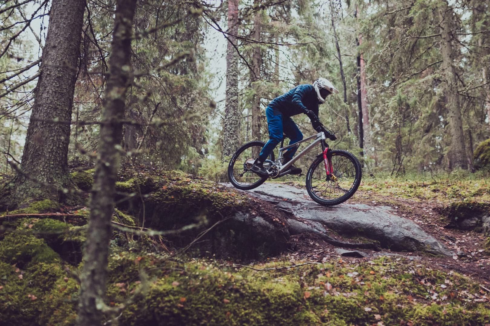 80° seat tube! Pole Stamina Pre-Sales To Start Next Week