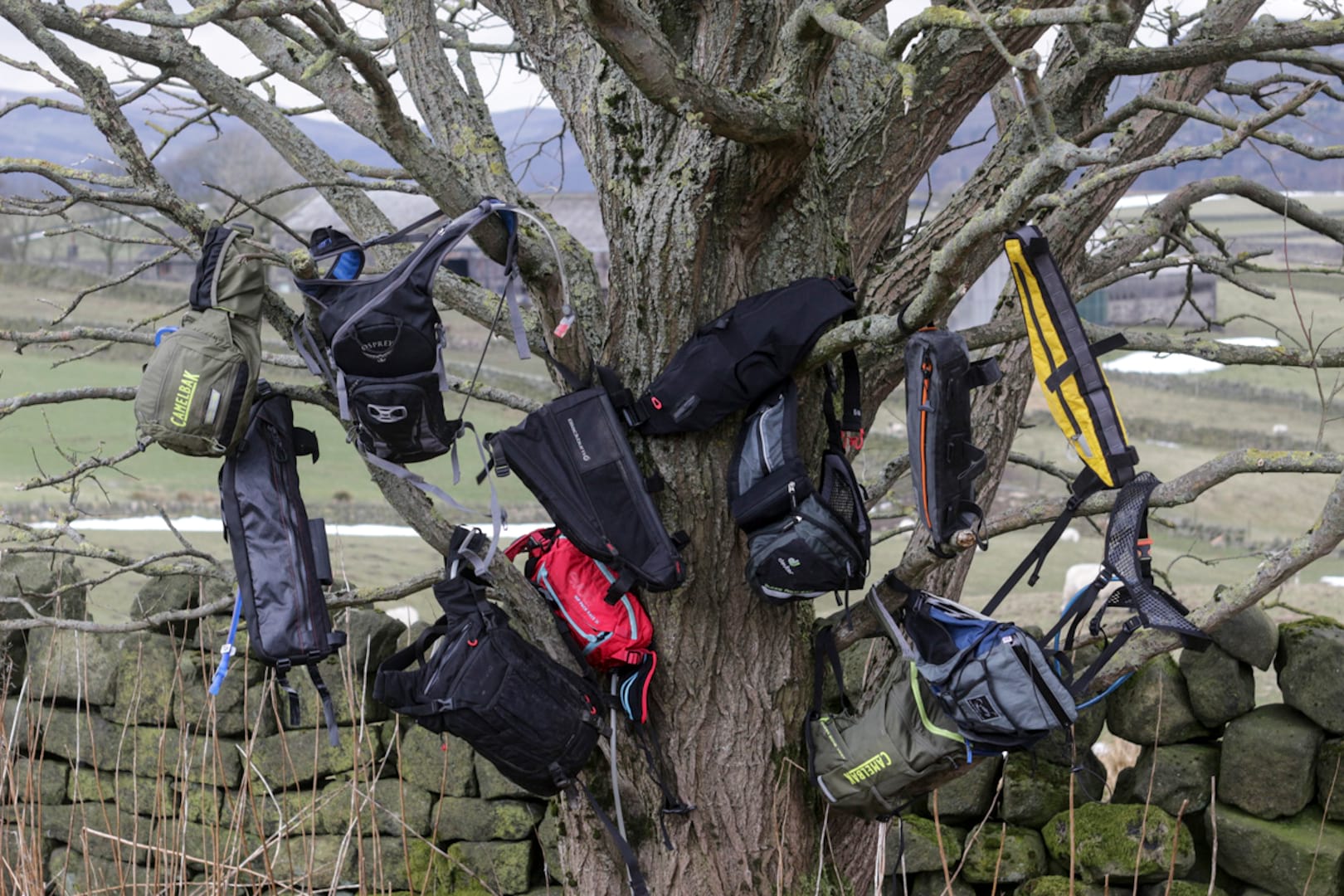 waist pack hip waist bum backpack hydration frame bikepacking