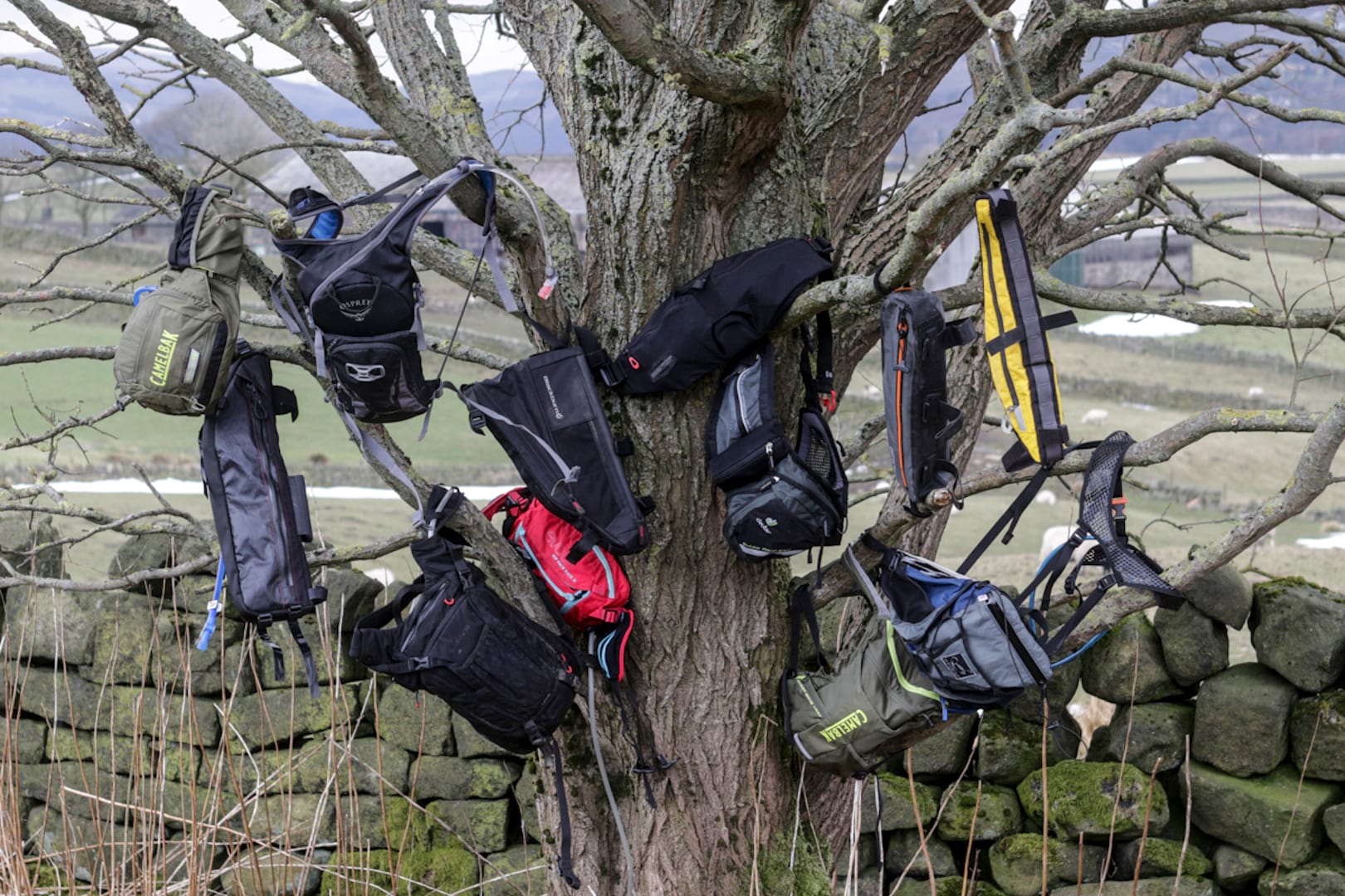 Packing Light – 12 Minimalist Packs Tested & Reviewed