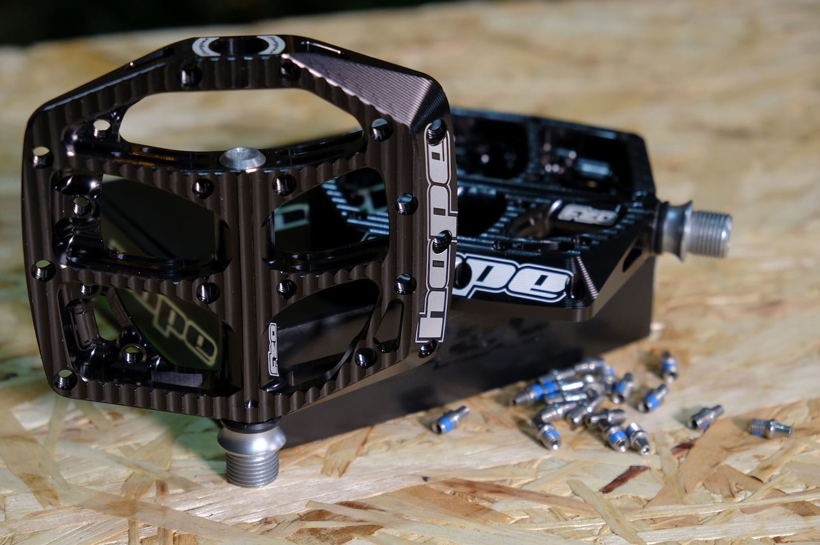 Christmas Countdown Day 15: Win Hope F20 Pedals