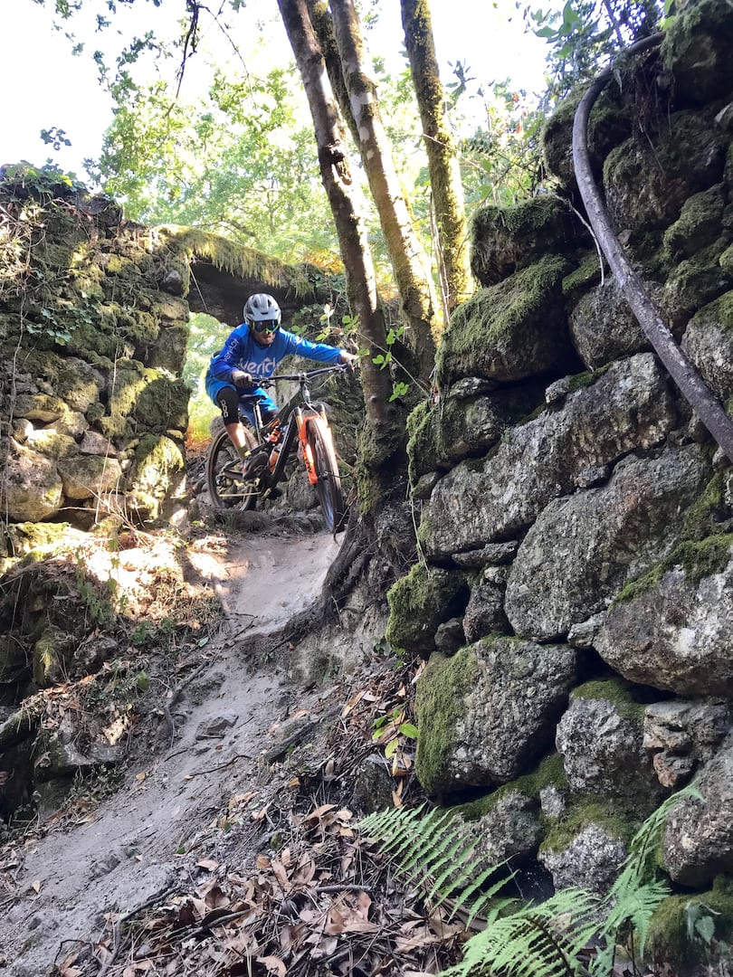 portugal santa cruz bronson rock house ruins