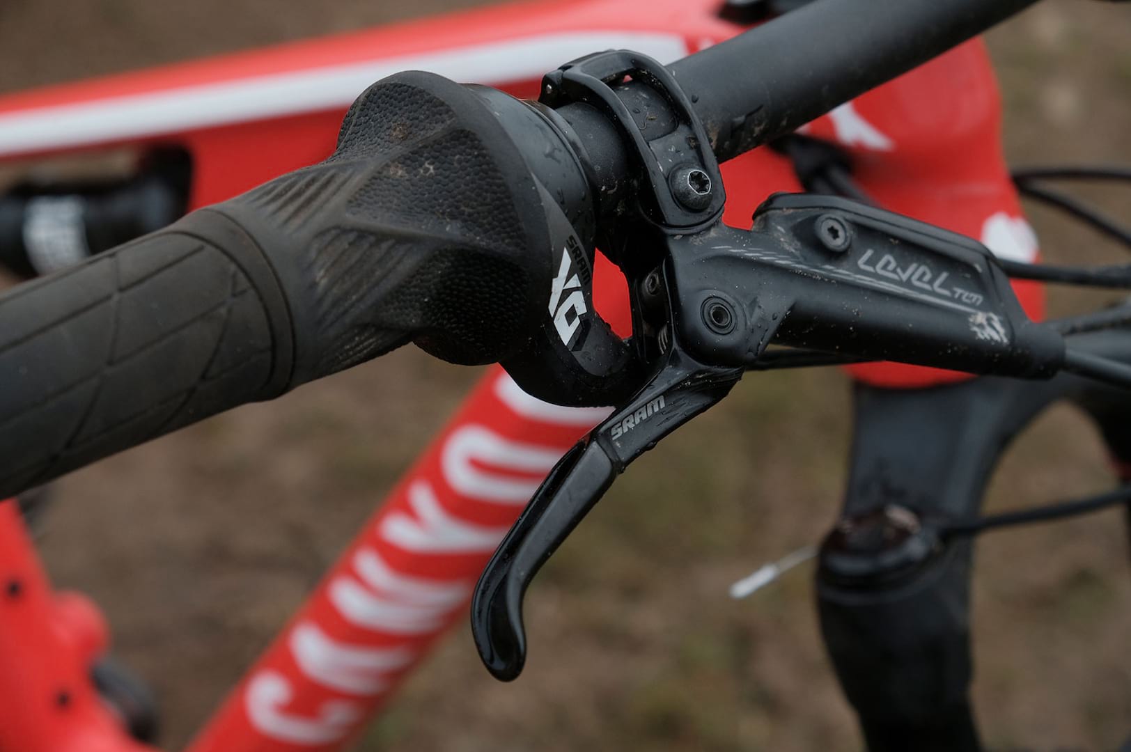 canyon lux sram gripshift