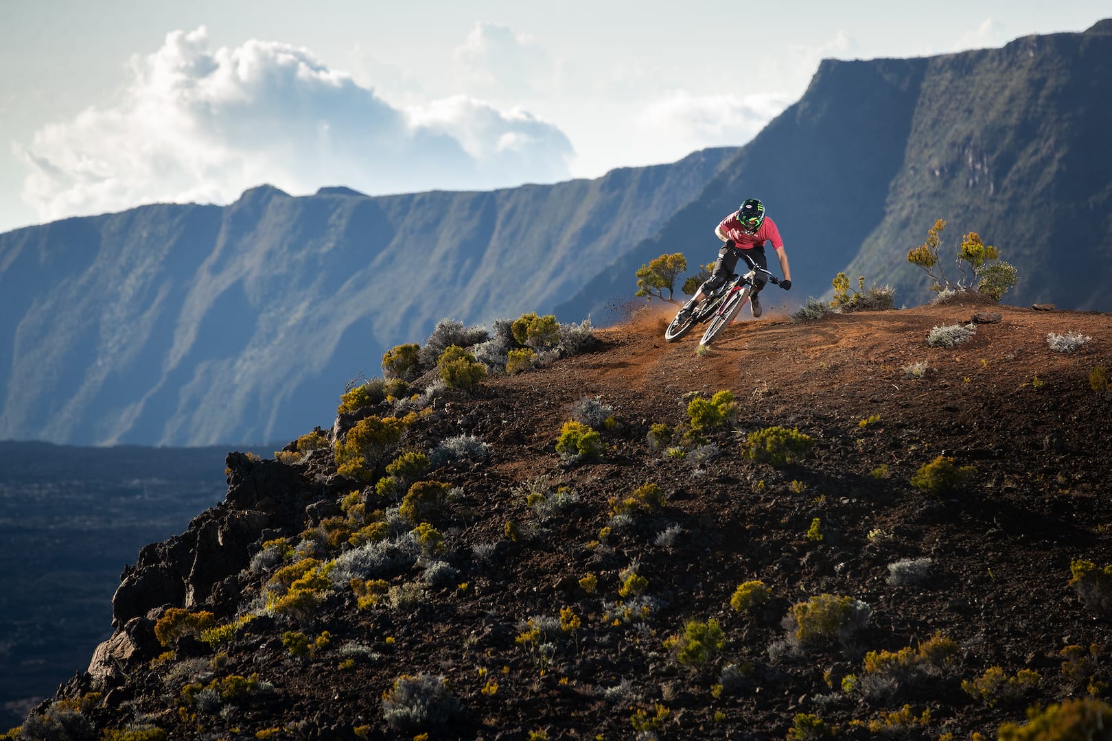 Video: Watch Amaury Pierron Ride Reunion Island Trails So You Don’t Have To.