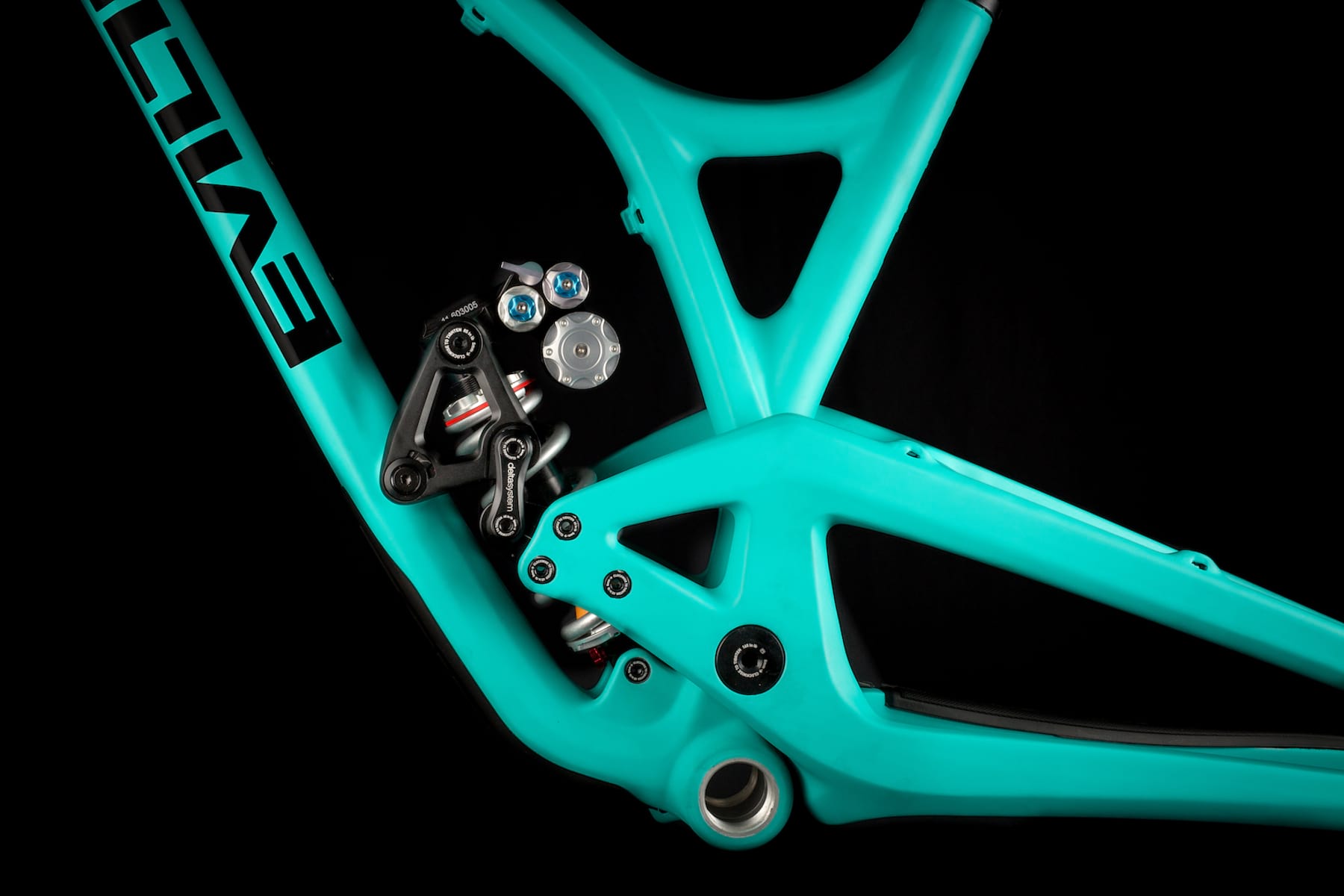 Saddleback Takes Over UK Distribution Of PUSH Industries